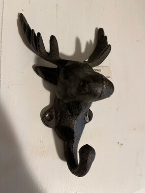 DEER HOOK HANGER - Heavy Cast Iron - Man Cave - Lodge - Cabin - Hunting - NWT